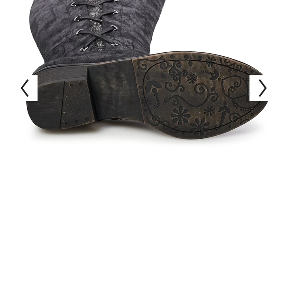 So boots - Picture 4 of 6